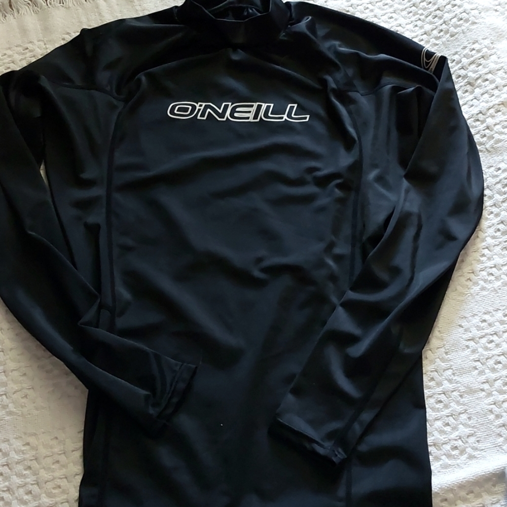 Womens O'Neill sz.M long sleeve rash guard
